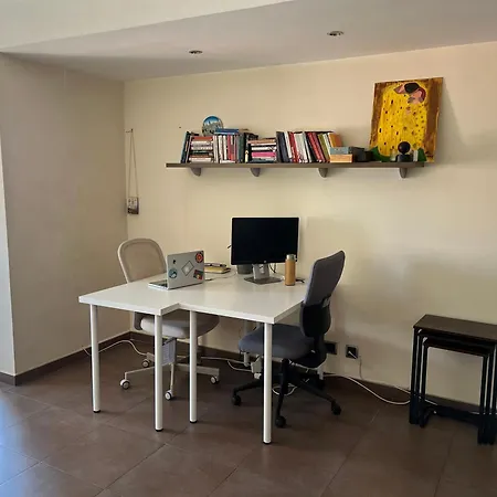 Апартаменты Sea View On A Residential Local Area For Couples