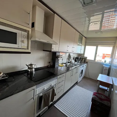 Appartamento Sea View On A Residential Local Area For Couples Barcellona